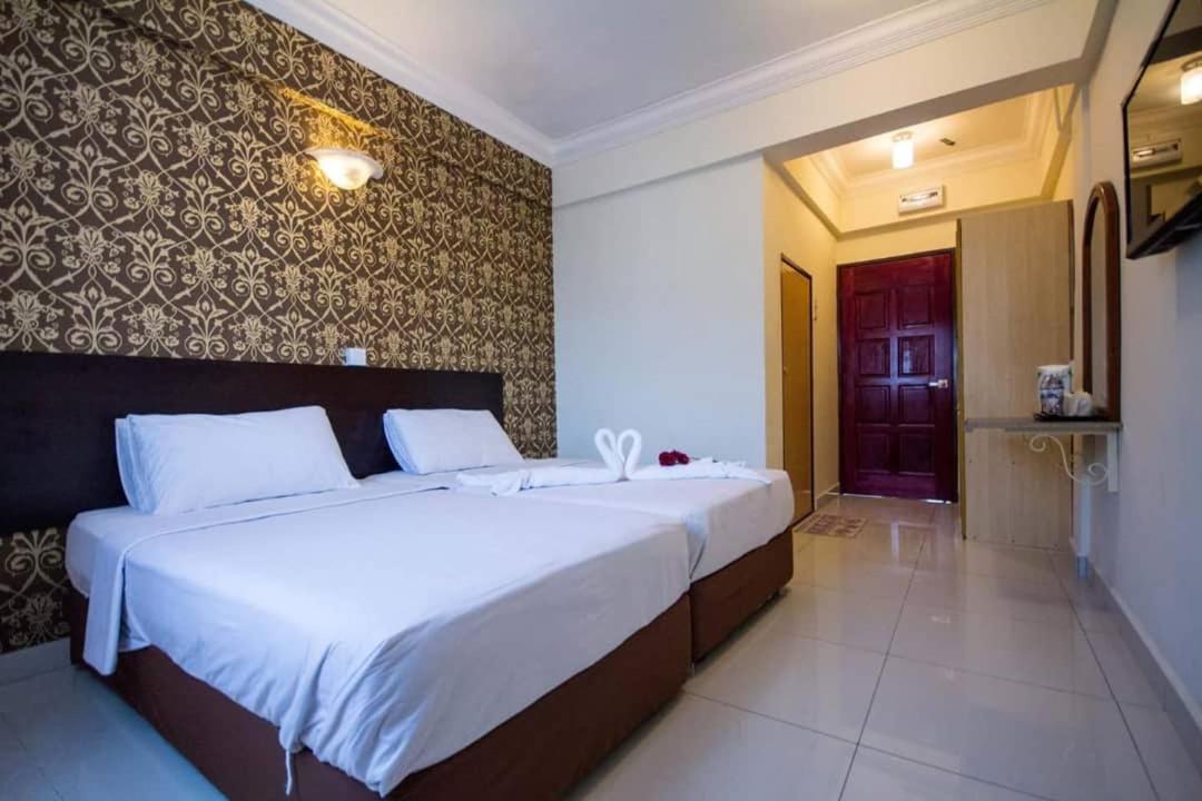 Hotel Sea Princess 텔룩 바항 외부 사진